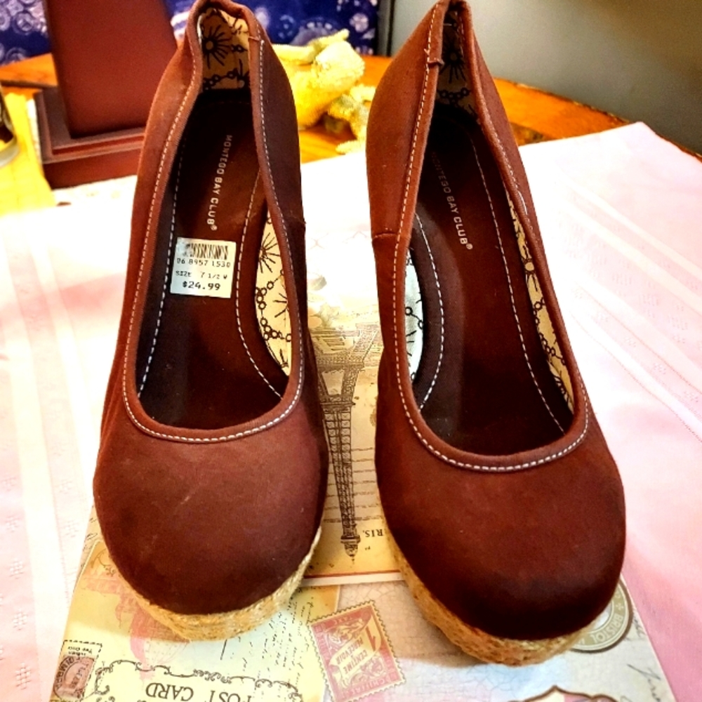 Montego Bay Brown Wedges-7 1/2W